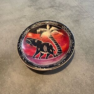 Little elephant dish
